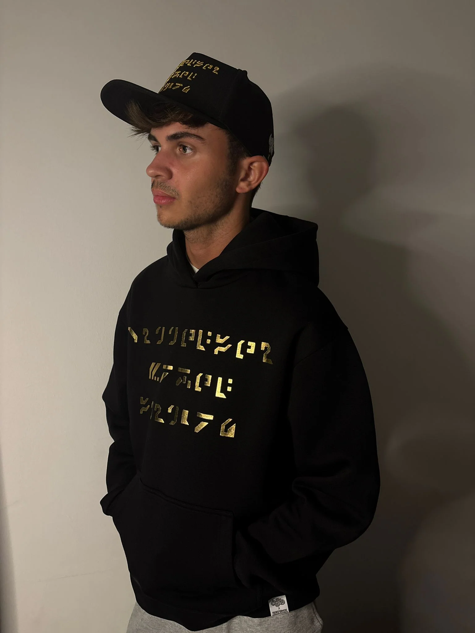 Murwalls Wall Smash Black/Gold Hoodie - Image 4