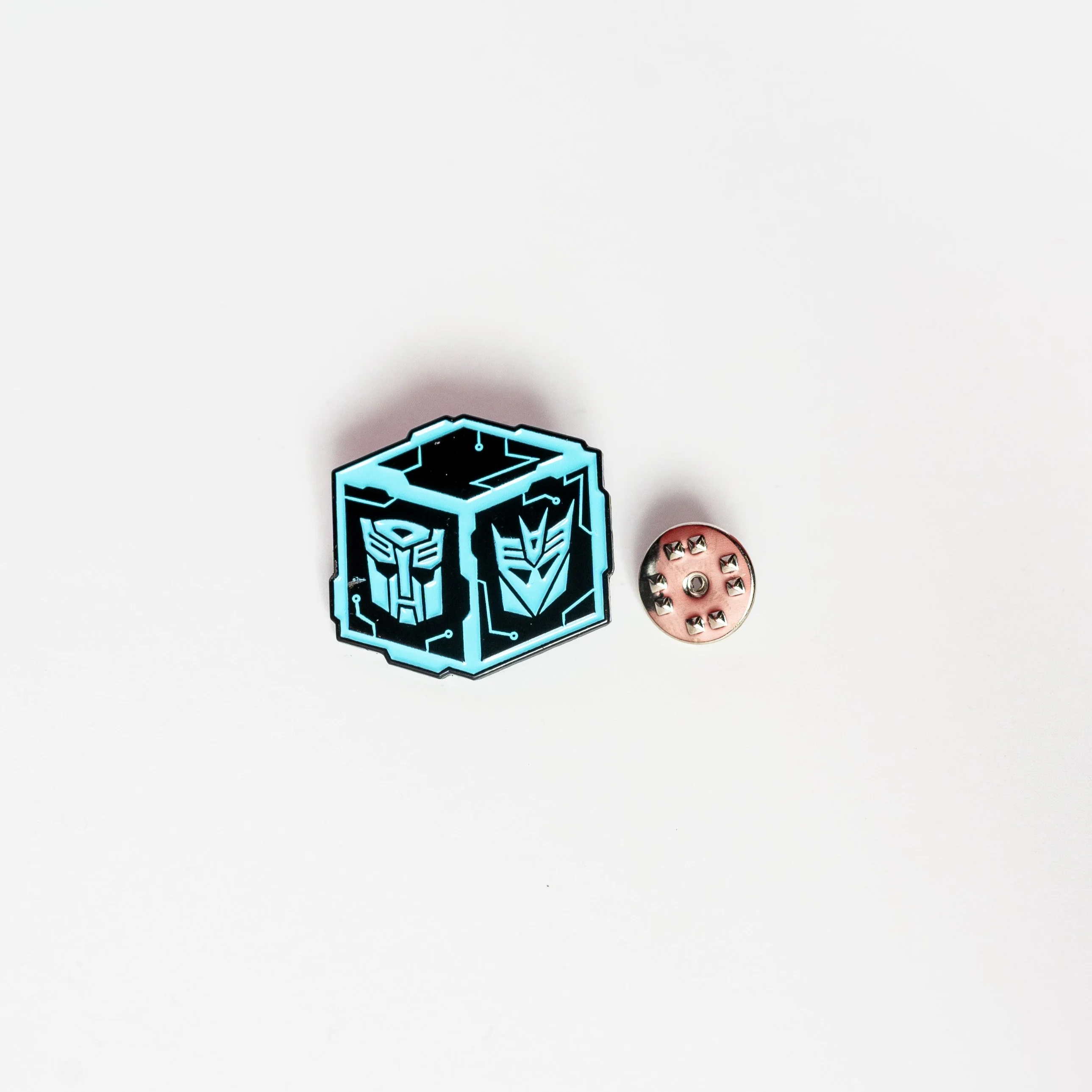Transformers Core Pin Badge (Energon) - Image 2